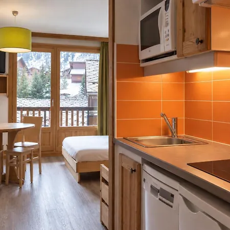 Appartement Avec Balcon - De Solaise A
